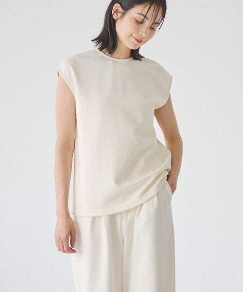 RONEL（ロネル）の「【防しわ/マシンウォッシュ】ネップジョーゼットノースリーブプルオーバー（Tシャツ/カットソー・レディース・ブラック/ライトブルー/ホワイト・S/M/L）」の2枚目の写真