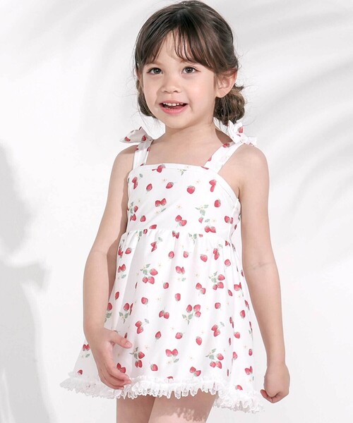 SLAP SLIP（スラップスリップ）の「【お揃い】肩リボンフルーツ総柄ワンピース型スイムウェア(90~130cm)（水着・キッズ・イエロー系その他/ホワイト系その他・90cm/100cm/110cm/120cm/130cm）」の6枚目の写真