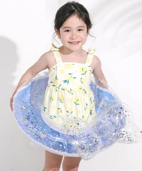 SLAP SLIP（スラップスリップ）の「【お揃い】肩リボンフルーツ総柄ワンピース型スイムウェア(90~130cm)（水着・キッズ・イエロー系その他/ホワイト系その他・90cm/100cm/110cm/120cm/130cm）」の10枚目の写真