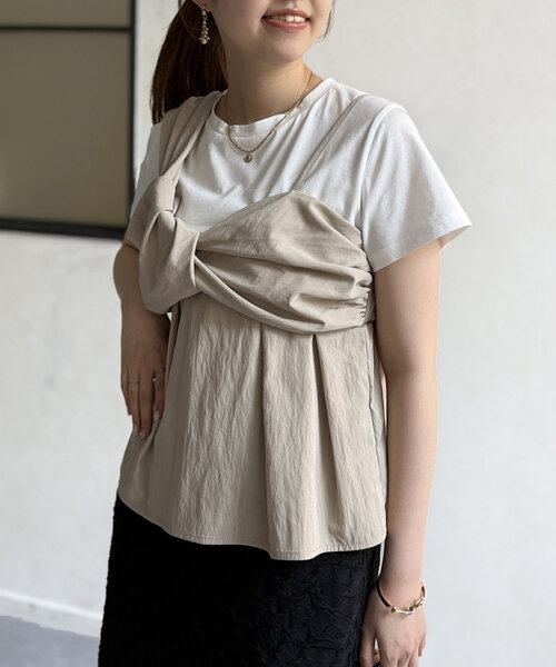 Chez toi(シェトワ)の「ビスチェ見えドッキングプルオーバー(Tシャツ/カットソー・レディース・ブラック/グレー/ベージュ・FREE)」の6枚目の写真