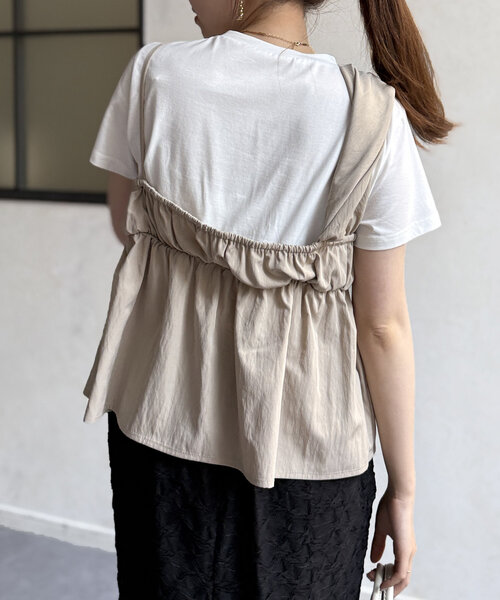 Chez toi(シェトワ)の「ビスチェ見えドッキングプルオーバー(Tシャツ/カットソー・レディース・ブラック/グレー/ベージュ・FREE)」の8枚目の写真