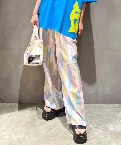RODEO CROWNS WIDE BOWL(ロデオクラウンズワイドボウル)の「アソートバティックパンツ(その他パンツ・レディース・ベージュ系その他/ブラック系その他/グリーン系その他/オレンジ系その他・FREE)」の1枚目の写真