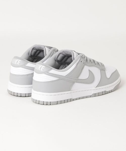 NIKE(ナイキ)の「DUNK LOW RETRO(スニーカー・メンズ・グレー・27.5cm/27.0cm/28.0cm/26.5cm/26.0cm/28.5cm/29.0cm/25.5cm)」の2枚目の写真