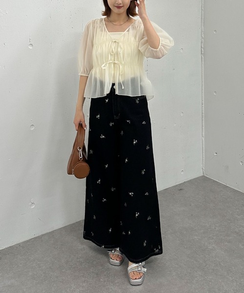 archives(アルシーヴ)の「’チェックアソート2wayシャーリングリボンブラウス’(シャツ/ブラウス・レディース・ホワイト×ネイビー/アイボリー/ホワイト×ブラック/ブラック・MEDIUM)」の11枚目の写真