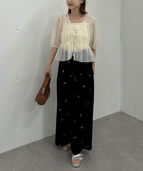 archives(アルシーヴ)の「’チェックアソート2wayシャーリングリボンブラウス’(シャツ/ブラウス・レディース・ホワイト×ネイビー/アイボリー/ホワイト×ブラック/ブラック・MEDIUM)」の9枚目の写真