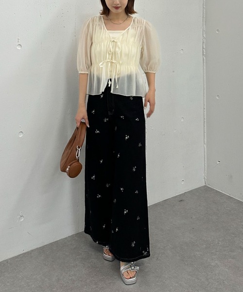 archives(アルシーヴ)の「’チェックアソート2wayシャーリングリボンブラウス’(シャツ/ブラウス・レディース・ホワイト×ネイビー/アイボリー/ホワイト×ブラック/ブラック・MEDIUM)」の8枚目の写真