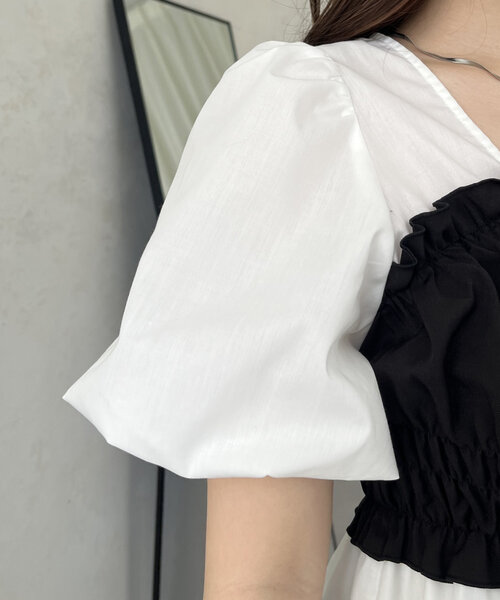 prose verse(プロズヴェール)の「ギャザービスチェドッキングペプラムブラウス(シャツ/ブラウス・レディース・オフホワイト/サックスブルー・MEDIUM/LARGE)」の8枚目の写真