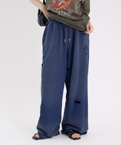 Perushu（ペルーシュ）の「CROSS DAMAGE SWEAT PANTS クロスダメージスウェットパンツ（スウェットパンツ・メンズ・ブラウン/ネイビー/ブラック・LARGE/MEDIUM）」の3枚目の写真