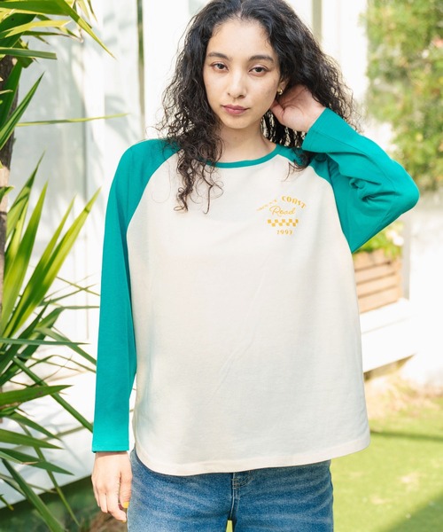 anap mimpi（アナップミンピ）の「配色 ラグラン ワンポイント 刺繍 ロングスリーブ Tシャツ（Tシャツ/カットソー・レディース・ネイビー/グリーン/ダークグレー・FREE）」の2枚目の写真