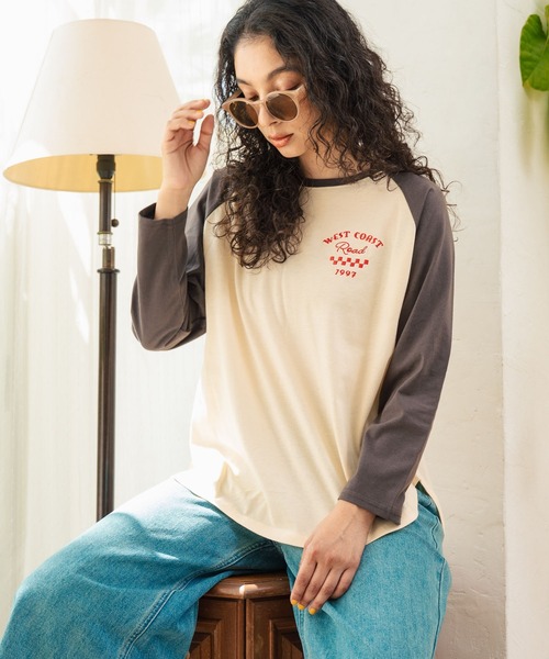 anap mimpi（アナップミンピ）の「配色 ラグラン ワンポイント 刺繍 ロングスリーブ Tシャツ（Tシャツ/カットソー・レディース・ネイビー/グリーン/ダークグレー・FREE）」の4枚目の写真