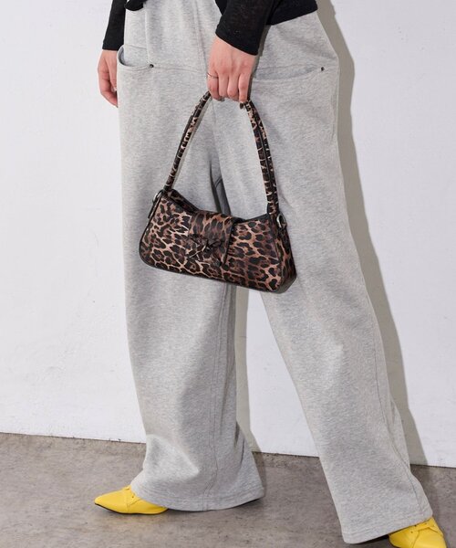 WHO'S WHO gallery（フーズフーギャラリー）の「【2way/ハンド・ショルダー】レオパードショルダーバッグ（ハンドバッグ・レディース・ブラウン・FREE）」の4枚目の写真