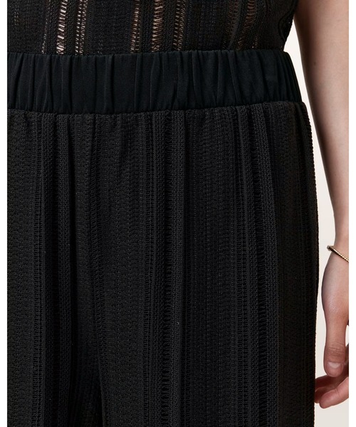 ALLSAINTS(オールセインツ)の「GIANA CROCHET LADDER WIDE LEG TROUSERS | GIANA クロシェ ラダー ワイド レッグ トラウザー(その他パンツ・レディース・ブラック・S/M/XS)」の3枚目の写真