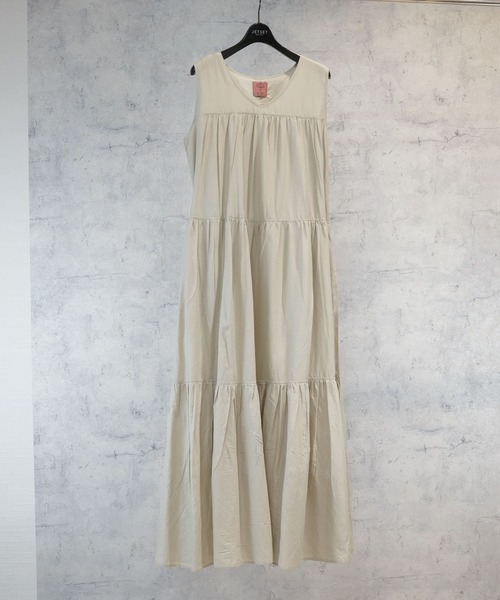 JETSET SOLO PLUS (ジェットセットソロプラス)の「【INDUS luxury for JETSET SOLO PLUS】Vネックティアードワンピース(ワンピース・レディース・ピンク/ベージュ/ブラック系/ベージュ系・FREE)」の3枚目の写真