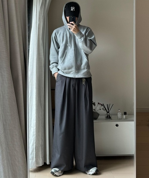 CALLNE（カルネ）の「【CALLNE】 Box Tuck Relaxed Wide Pants / ボックスタックリラックスワイドパンツ（スラックス・メンズ・チャコールグレー/ブラック・L/M）」の11枚目の写真