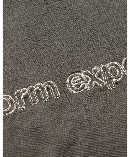 uniform experiment(ユニフォームエクスペリメント)の「LOGO-DRAFT L/S TEE(Tシャツ/カットソー・メンズ・チャコールグレー/ホワイト/ブラック・2/3/4/1/5)」の11枚目の写真