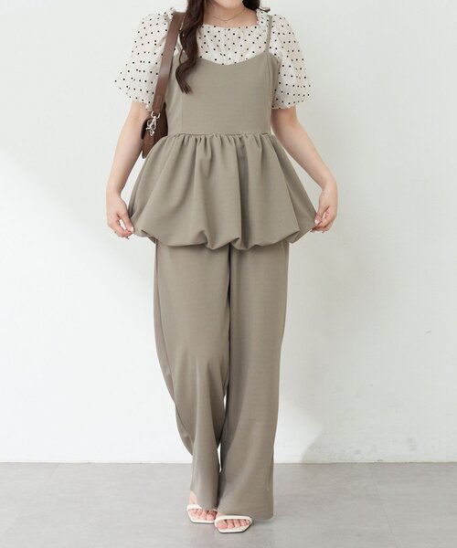 Remind me and forever（リマインドミーアンドフォーエバー）の「【一枚でおしゃれ見え！】バルーンキャミコンビネゾン（ワンピース・レディース・ブラック/グレイッシュベージュ・FREE）」の14枚目の写真