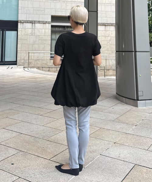 JENNE(ジェンヌ)の「JENNEクールバルーンTシャツ(Tシャツ/カットソー・レディース・イエロー/ホワイト/ブラック/ネイビー・SMALL/MEDIUM/LARGE)」の13枚目の写真