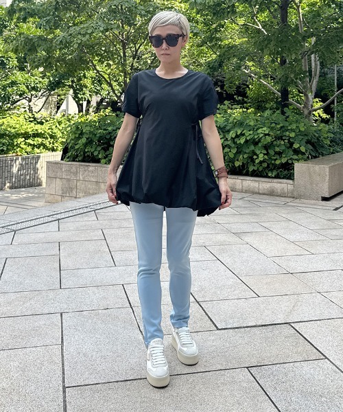 JENNE(ジェンヌ)の「JENNEクールバルーンTシャツ(Tシャツ/カットソー・レディース・イエロー/ホワイト/ブラック/ネイビー・SMALL/MEDIUM/LARGE)」の16枚目の写真