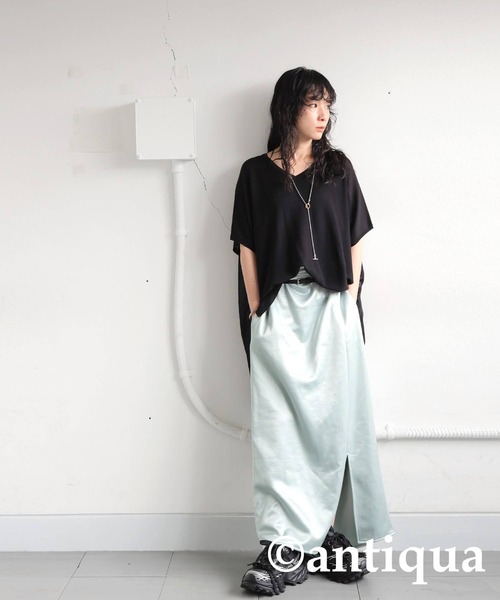 antiqua(アンティカ)の「アシメショートスリーブニット(ニット/セーター・レディース・ホワイト/ブラック/レッド/ライトグレー・ONESIZE)」の17枚目の写真