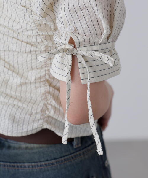 FREE'S MART(フリーズマート)の「◆リボンシャーリングストライプブラウス(シャツ/ブラウス・レディース・ブルー系その他/ホワイト系その他・FREE)」の12枚目の写真