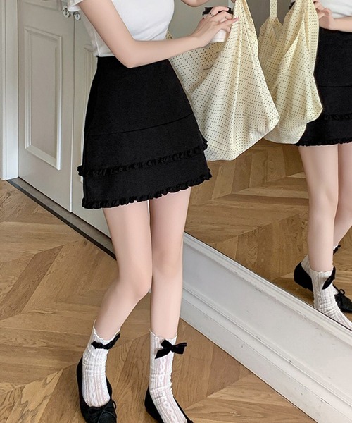 leune(ルネ)の「2段フリルミニスカート/スカパン(スカート・レディース・ブラック/ホワイト・MEDIUM/SMALL)」の17枚目の写真