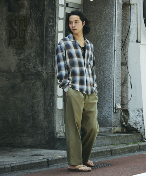 JOURNAL STANDARD relume(ジャーナルスタンダード レリューム)の「レーヨン アンカット フリンジ チェックシャツ(シャツ/ブラウス・メンズ・ブラック/アイボリー/ブラウン/グリーン・MEDIUM/LARGE)」の6枚目の写真
