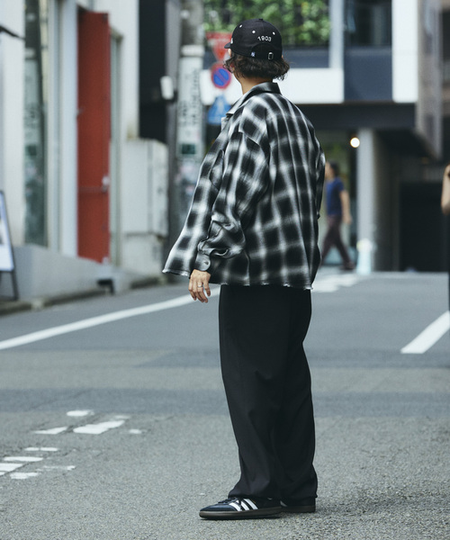 JOURNAL STANDARD relume(ジャーナルスタンダード レリューム)の「レーヨン アンカット フリンジ チェックシャツ(シャツ/ブラウス・メンズ・ブラック/アイボリー/ブラウン/グリーン・MEDIUM/LARGE)」の10枚目の写真