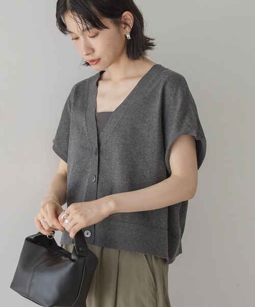 AMERICAN HOLIC(アメリカンホリック)の「【前後2WAY】Vネックニットベスト(カーディガン/ボレロ・レディース・チャコールグレー/ブラック/モカ/ネイビー・M/L)」の14枚目の写真