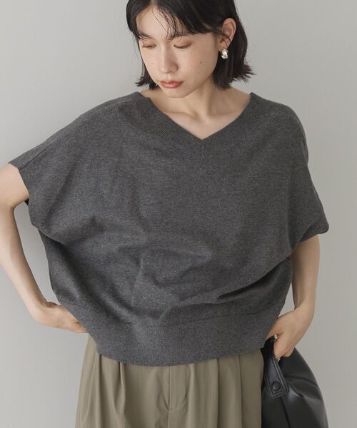 AMERICAN HOLIC(アメリカンホリック)の「【前後2WAY】Vネックニットベスト(カーディガン/ボレロ・レディース・チャコールグレー/ブラック/モカ/ネイビー・M/L)」の16枚目の写真