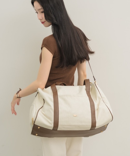 NEUNA（ヌナ）の「【新色登場！】レザー切り替えショルダー/ボストンバッグ（ボストンバッグ・レディース・アイボリー/ブラック/グレイッシュベージュ/ベージュ/ダークブラウン/ブラウン・FREE）」の16枚目の写真