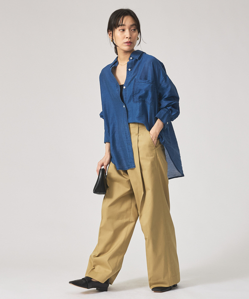 qualite scape（カリテ スケープ）の「シアーデニムライクシャツ/オフィスカジュアル/夏服/羽織り（シャツ/ブラウス・レディース・サックスブルー/インディゴブルー・フリー）」の4枚目の写真