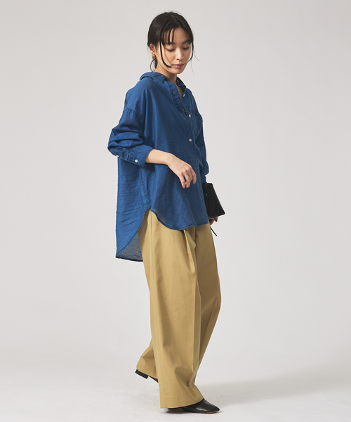 qualite scape（カリテ スケープ）の「シアーデニムライクシャツ/オフィスカジュアル/夏服/羽織り（シャツ/ブラウス・レディース・サックスブルー/インディゴブルー・フリー）」の6枚目の写真
