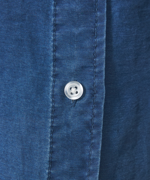 qualite scape（カリテ スケープ）の「シアーデニムライクシャツ/オフィスカジュアル/夏服/羽織り（シャツ/ブラウス・レディース・サックスブルー/インディゴブルー・フリー）」の18枚目の写真