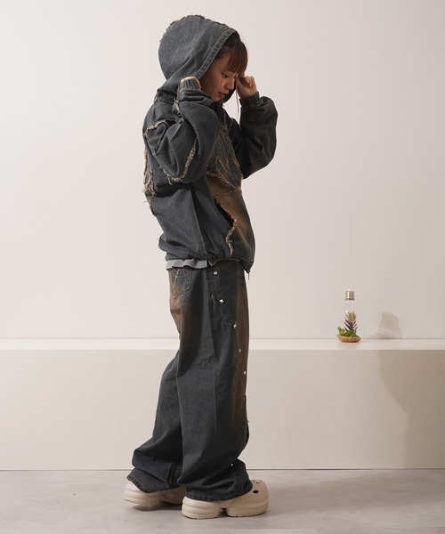 1111clothing(ワンフォークロージング)の「トライバルフリンジ デニムZIPパーカー / Tribal Fringe Denim Zip Hoodie(デニムジャケット・メンズ・ブルー/ブラック・M/L)」の3枚目の写真
