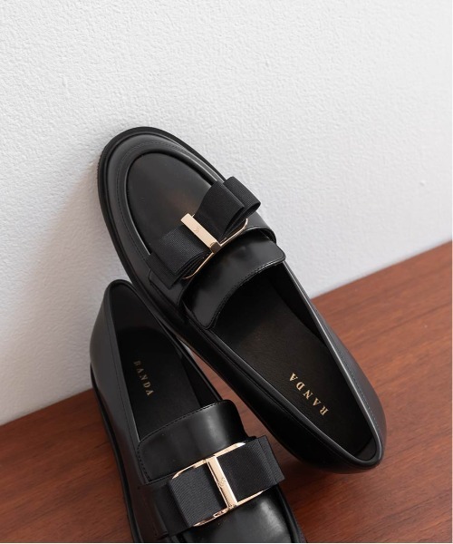 RANDA（ランダ）の「リボンパーツヒールアップローファー（ローファー・レディース・アイボリー/グレイッシュベージュ/ブラック・M/L/S/LL）」の5枚目の写真