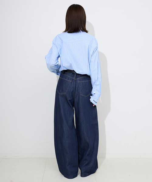 SLOBE IENA（スローブイエナ）の「《4サイズ展開》LE DENIM PEG カーブワイドデニム（デニムパンツ・レディース・ネイビー・40/38/36/34）」の3枚目の写真