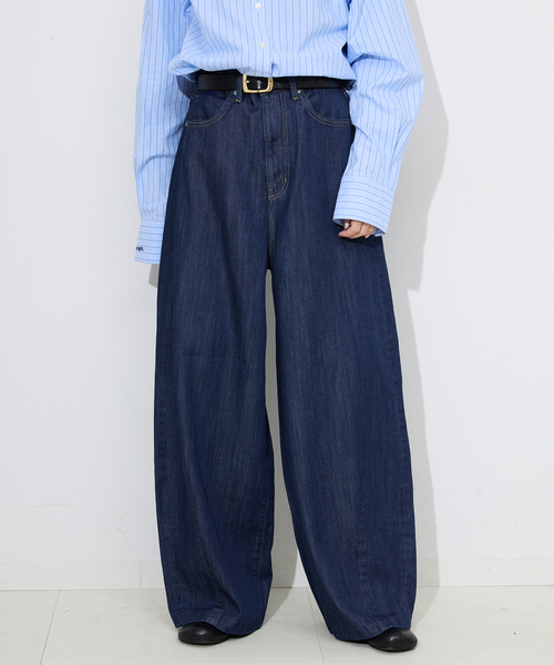 SLOBE IENA（スローブイエナ）の「《4サイズ展開》LE DENIM PEG カーブワイドデニム（デニムパンツ・レディース・ネイビー・40/38/36/34）」の4枚目の写真