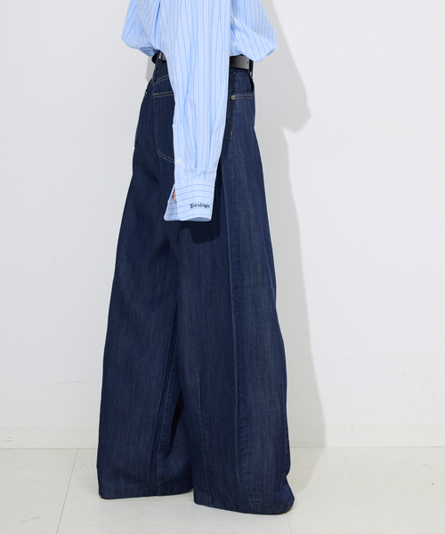 SLOBE IENA（スローブイエナ）の「《4サイズ展開》LE DENIM PEG カーブワイドデニム（デニムパンツ・レディース・ネイビー・40/38/36/34）」の6枚目の写真