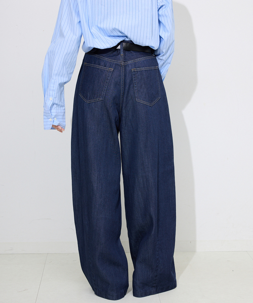 SLOBE IENA（スローブイエナ）の「《4サイズ展開》LE DENIM PEG カーブワイドデニム（デニムパンツ・レディース・ネイビー・40/38/36/34）」の7枚目の写真