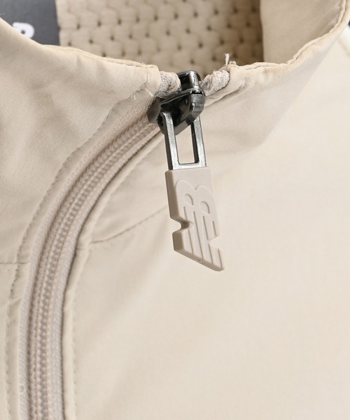 NEW BALANCE(ニューバランス)の「ウーブントラックジャケット 裏トリコット起毛(ジャージ・メンズ・グレイッシュベージュ/ネイビー/ブラック・MEDIUM/LARGE/SMALL/X-LARGE/XX-LARGE)」の12枚目の写真