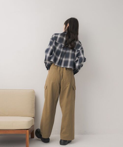 ems excite（エムズエキサイト）の「フロントドロストチェックSH（シャツ/ブラウス・レディース・ホワイト系その他/ブルー系その他2/ブラック系その他2・FREE）」の16枚目の写真