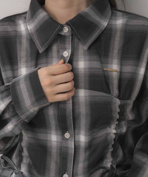 ems excite（エムズエキサイト）の「フロントドロストチェックSH（シャツ/ブラウス・レディース・ホワイト系その他/ブルー系その他2/ブラック系その他2・FREE）」の22枚目の写真