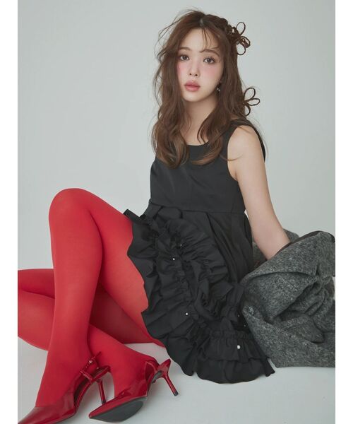 CALNAMUR（カルナムール）の「ミニフリルノースリーブワンピース（ワンピース・レディース・ブラック/グレー・FREE）」の2枚目の写真