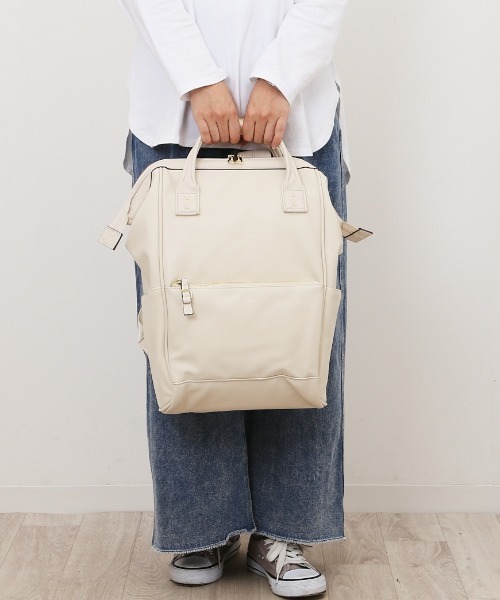 anello（アネロ）の「anello RE:レトロ 口金リュックR（バックパック/リュック・レディース・ネイビー/キャメル/ブラック/アイボリー/グレー/グレイッシュベージュ・FREE）」の8枚目の写真