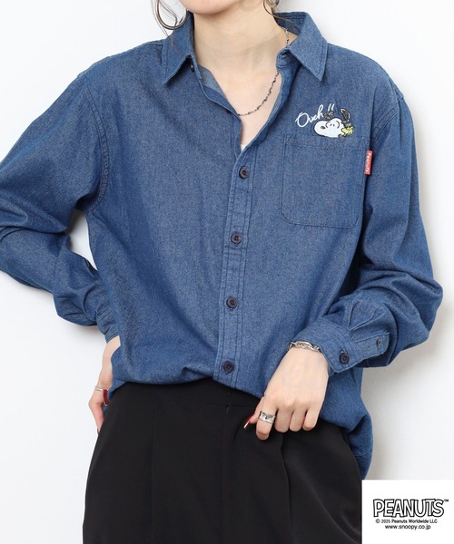 PEANUTS(ピーナッツ)の「PEANUTS 刺繍デニム長袖シャツ(シャツ/ブラウス・メンズ・ネイビー系1/ネイビー系/ブルー系1/ブルー系・M/LL/L)」の7枚目の写真