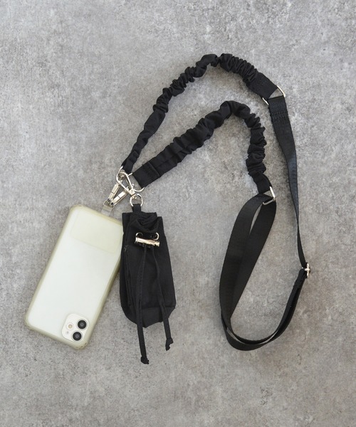 ALTROSE（アルトローズ）の「スマホストラップ 巾着ポーチ付 スマホショルダー スマホ ストラップ クシュクシュ（スマホグッズ・レディース・シルバー/アイボリー/カーキ/ブラック・FREE）」の3枚目の写真