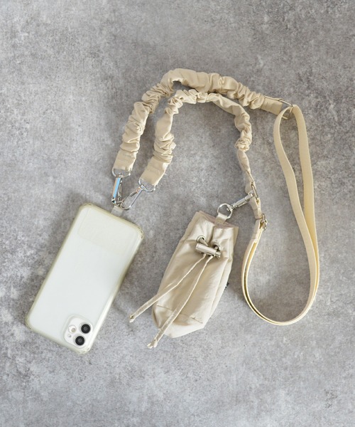 ALTROSE（アルトローズ）の「スマホストラップ 巾着ポーチ付 スマホショルダー スマホ ストラップ クシュクシュ（スマホグッズ・レディース・シルバー/アイボリー/カーキ/ブラック・FREE）」の16枚目の写真