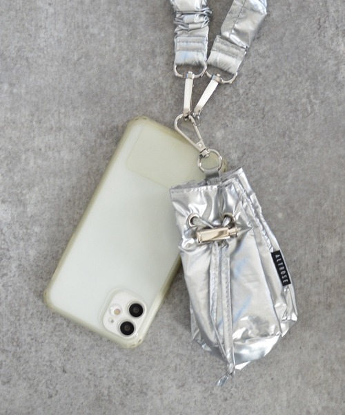 ALTROSE（アルトローズ）の「スマホストラップ 巾着ポーチ付 スマホショルダー スマホ ストラップ クシュクシュ（スマホグッズ・レディース・シルバー/アイボリー/カーキ/ブラック・FREE）」の17枚目の写真