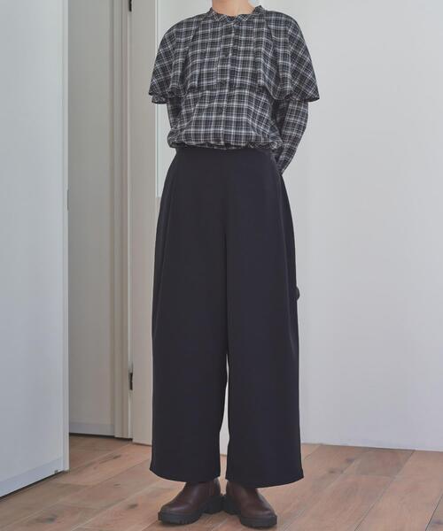 URBAN RESEARCH DOORS(アーバンリサーチドアーズ)の「『仁村紗和さん着用』『UR TECH』完声9分丈ワイドパンツ(その他パンツ・レディース・ネイビー/チャコールグレー・SMALL/MEDIUM)」の10枚目の写真