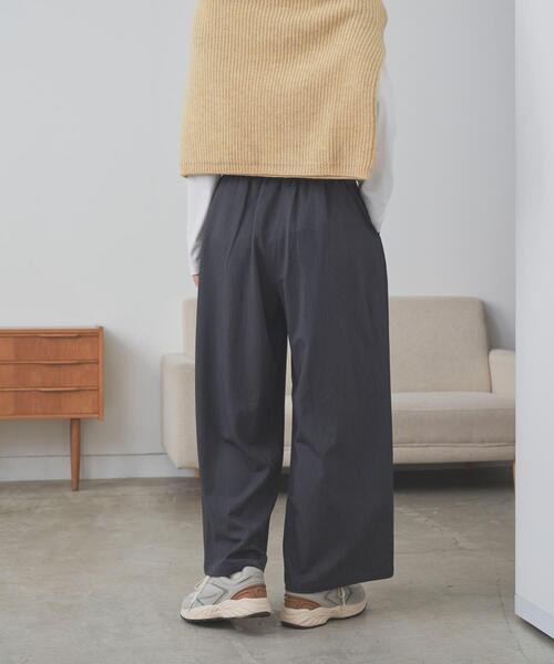 URBAN RESEARCH DOORS(アーバンリサーチドアーズ)の「『仁村紗和さん着用』『UR TECH』完声9分丈ワイドパンツ(その他パンツ・レディース・ネイビー/チャコールグレー・SMALL/MEDIUM)」の20枚目の写真
